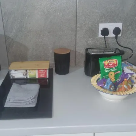 Domus Arseleandra Studio-162 لارنكا