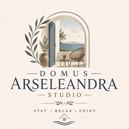 Domus Arseleandra Studio-162 דירה